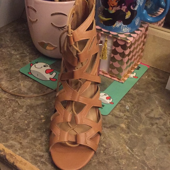 Bamboo high heels - Picture 2 of 2
